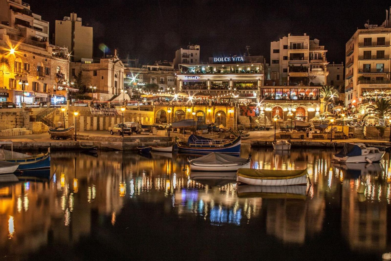 Central Sliema 3-Bedroom Retreat Екстериор снимка